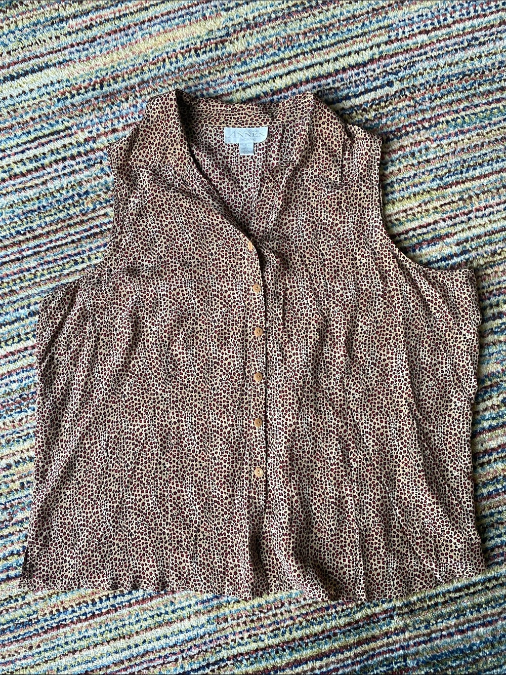 Casual Corner Sleeveless Silk Leopard Print Button-Front Top 1X